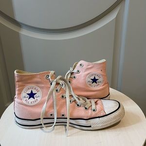 Pink converse